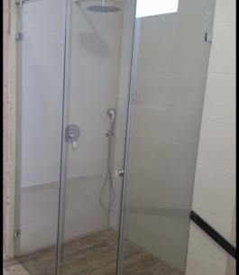 מקלחון הזזה_1