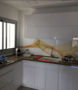 חיפוי זכוכית למטבח_1